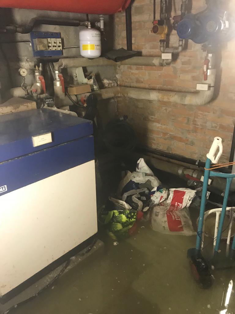 Locale caldaie (bruciata autoclave di Giorgio)