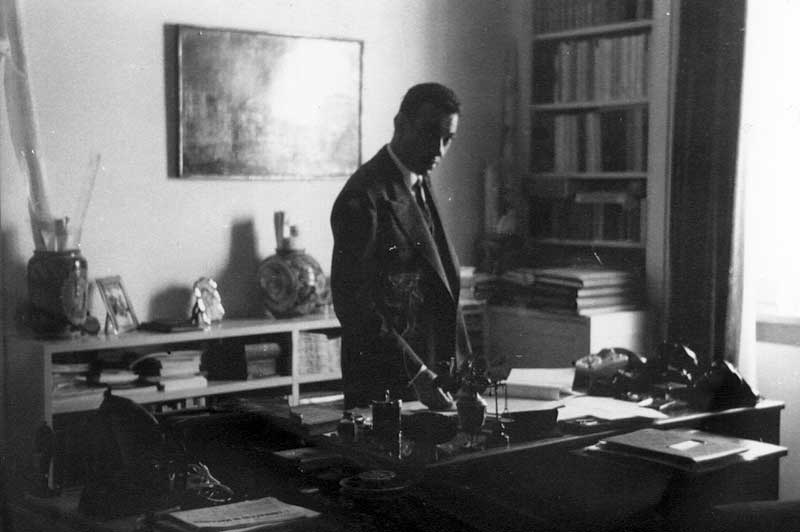 Fabrizio nel suo studio